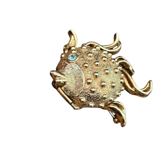 Vintage Fuller Solid Perfume Locket Blow Fish Brooch - Picture 3 of 7
